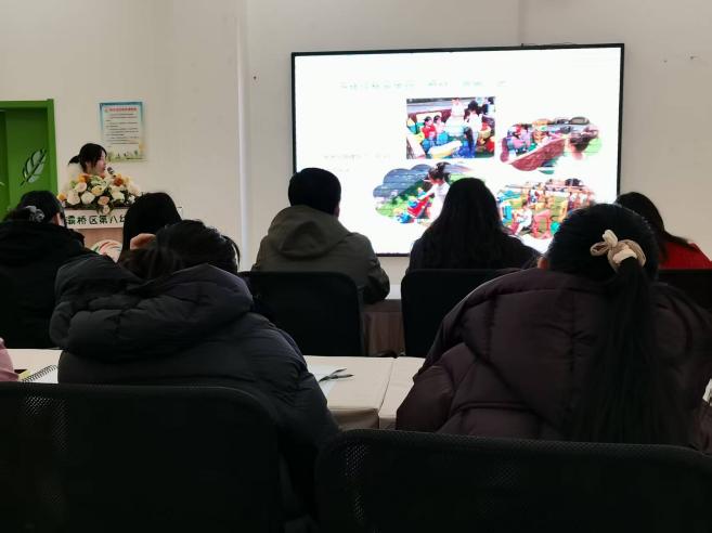 幼儿园自主游戏优秀案例分享研讨活动_幼儿园游戏专题总结_灞桥区第八幼儿园自主游戏案例分享