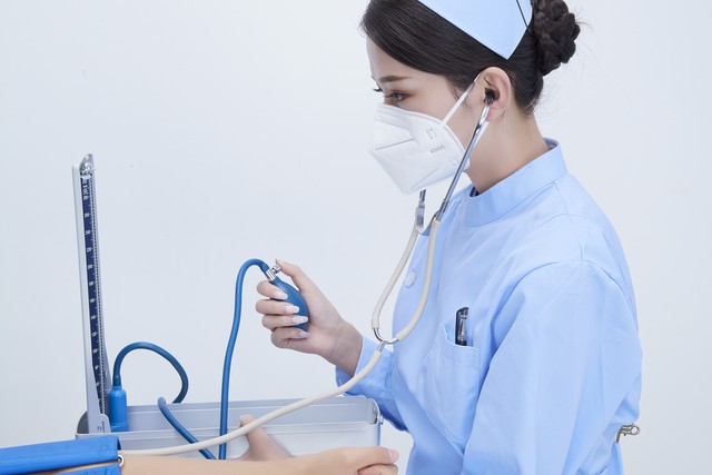 听诊器原理生活应用_水银血压计被淘汰的原因_电子血压计与水银血压计对比