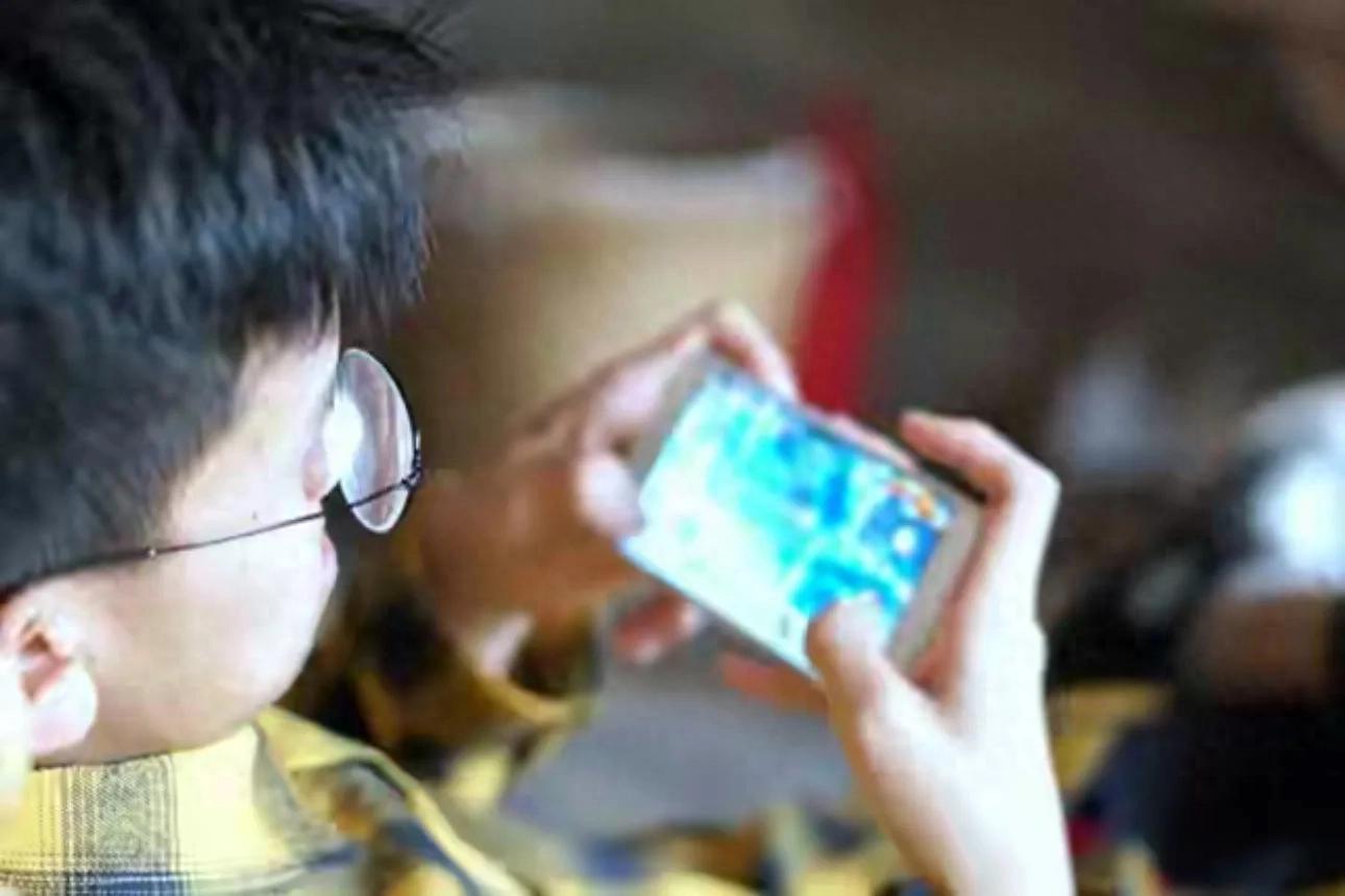 pg下载 游戏成瘾猛于虎！别让“精神鸦片”毁了下一代，国家真该硬气出手