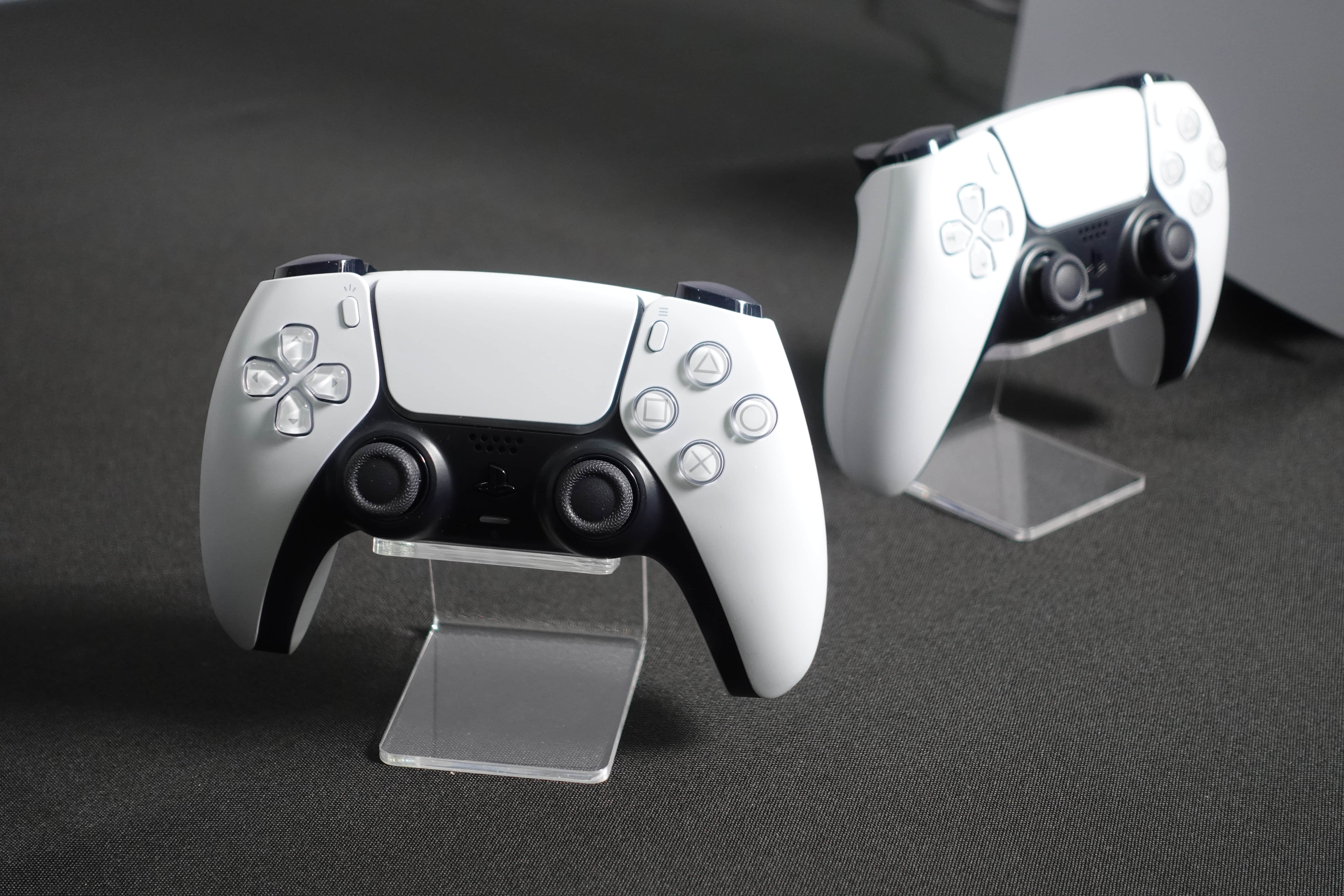 PS5上手感受_DualSense手柄体验_ps4游戏新闻