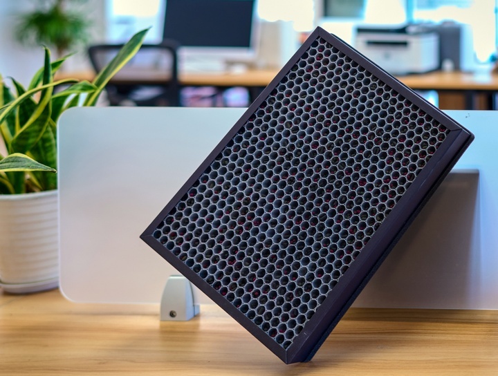 光控窗帘智能家居_碳纳米管发热膜_纳米技术生活应用