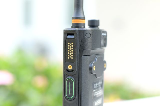 对讲机工作原理_无线电能传输的生活应用_对讲机分类方式