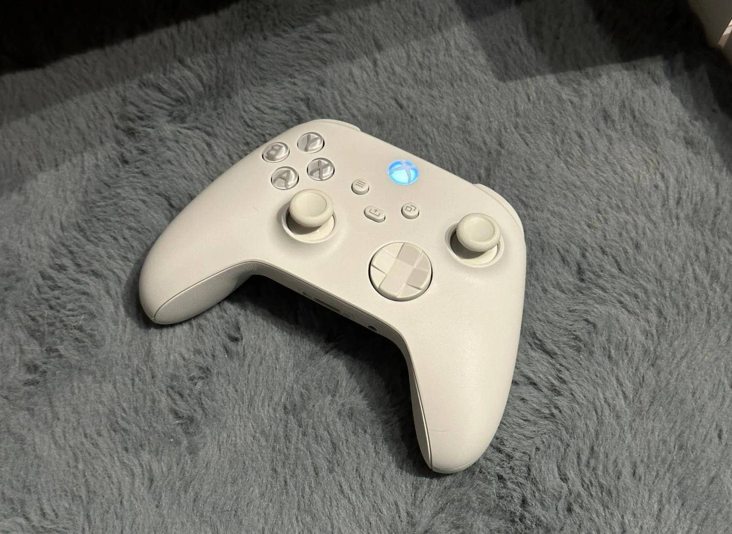 手柄玩格斗_游戏手柄选购指南_手柄品牌排名前十