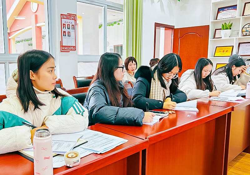 教师观察指导能力提升_幼儿园游戏专题总结_幼儿游戏价值分享活动