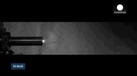 凯夫拉纤维非牛顿流体结合_非牛顿流体生活应用_非牛顿流体防弹衣