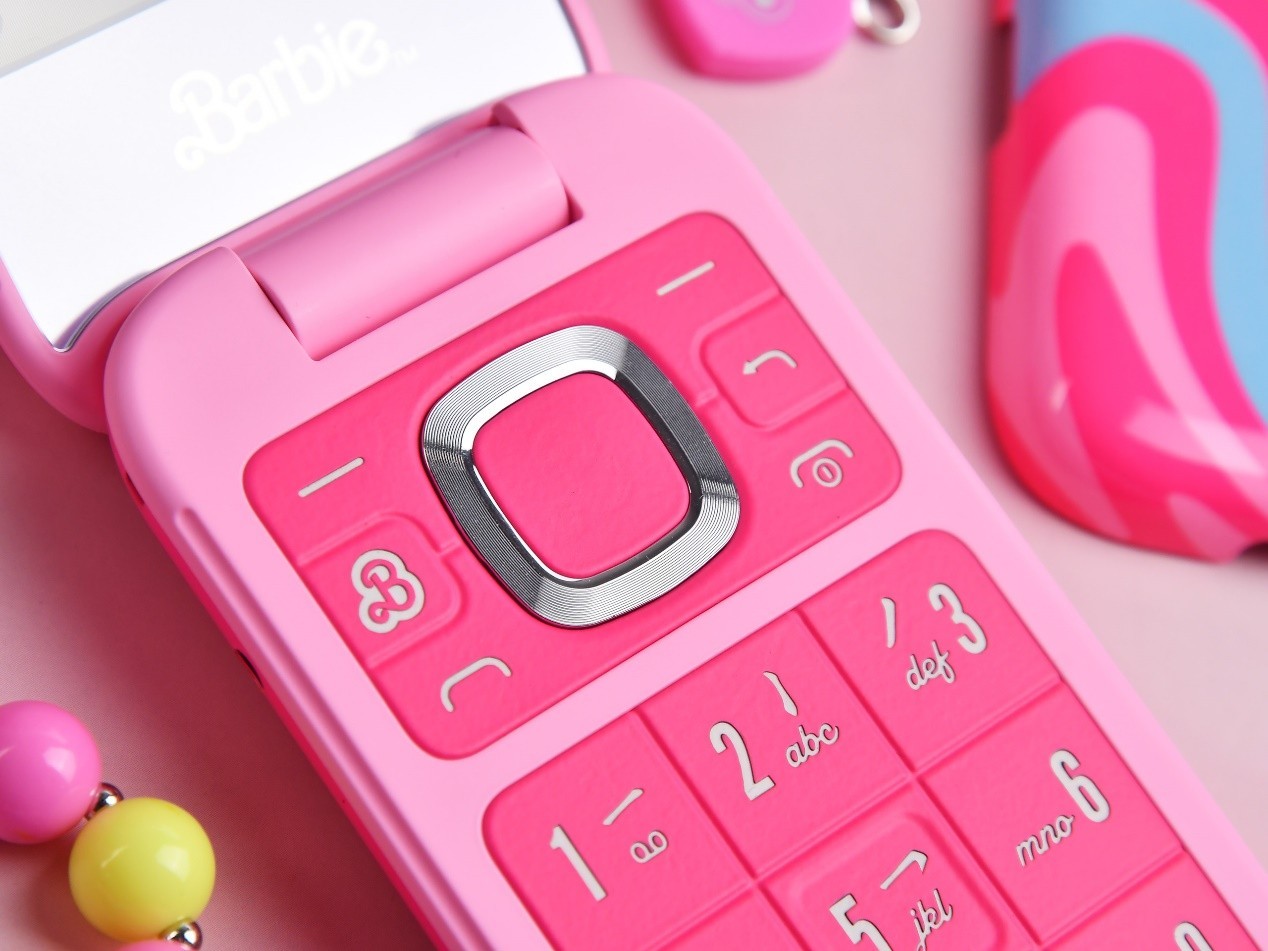 芭比元素翻盖手机_x-phone_Barbie Phone复古时尚手机