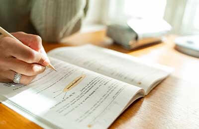 pg下载 金融学知识在高中经济生活中的应用